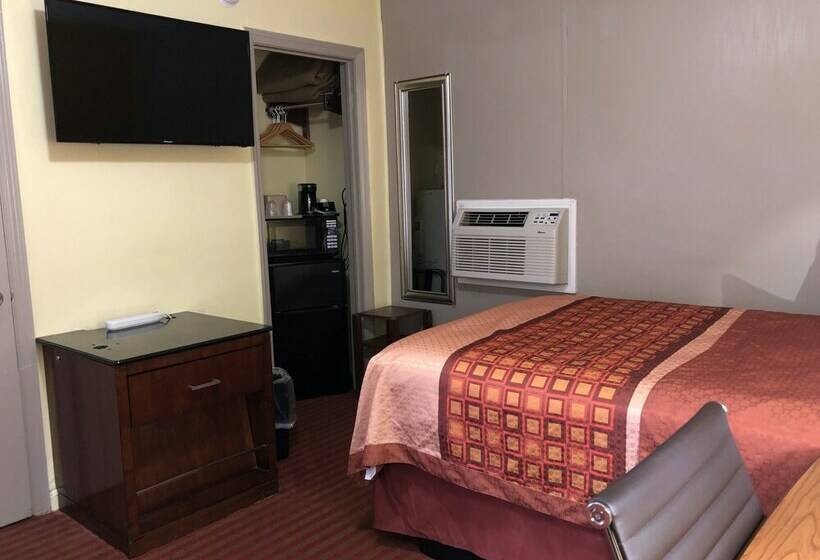 ２ダブルベッドのスタンダードルーム, Ellijay Inn   Downtown Ellijay