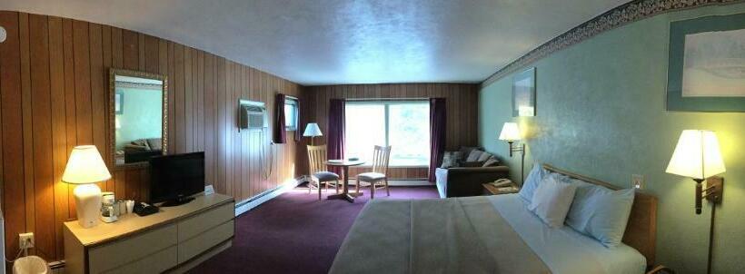 스위트 킹사이즈 침대, Mahoning Inn
