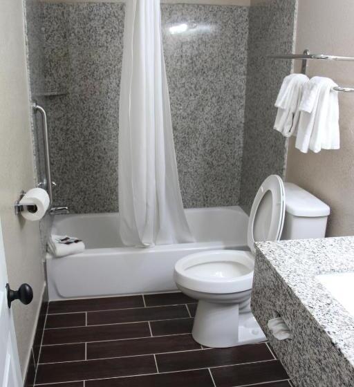 标准间, Westbridge Inn & Suites