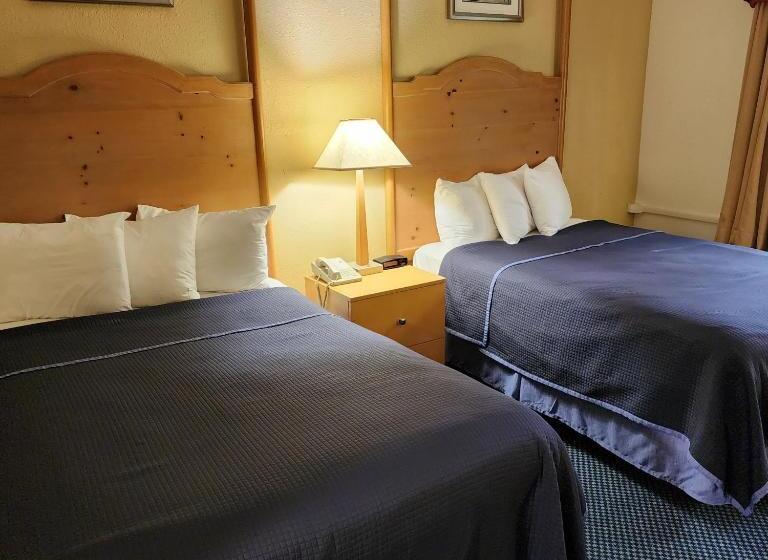 Номер Стандарт 2 Двуспальные Кровати, Katahdin Inn & Suites