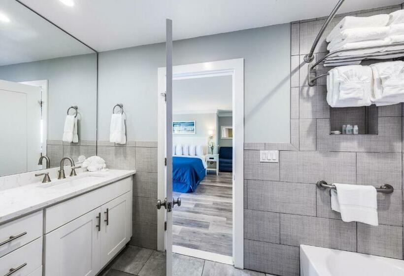 סוויטה, Hartman's Briney Breezes Beach Resort