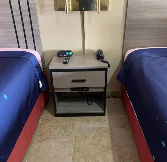 Номер Deluxe Одноместный, Los Fresnos Inn And Suites