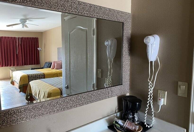 Номер Deluxe Одноместный, Los Fresnos Inn And Suites