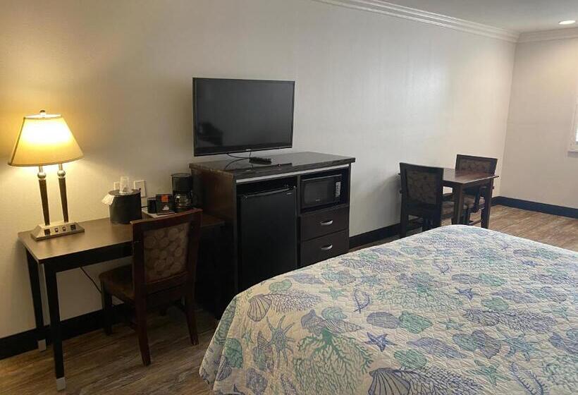 이코노미 룸, Ocean Surf Inn & Suites