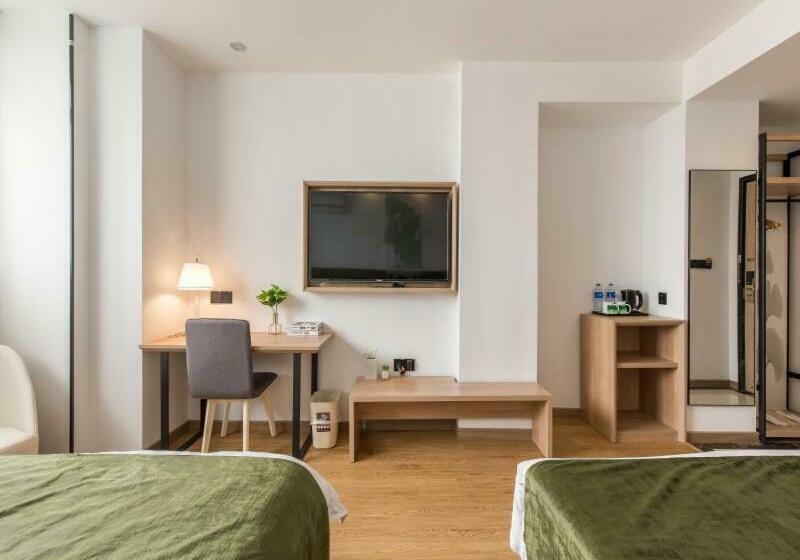 Номер Deluxe, Greentree Inn Shanghai Zhoupu Town Xiupu Road Business