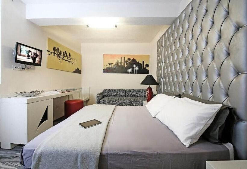 高级三人间, Happy Hotel Atelier Gardone Riviera Centro & Spa