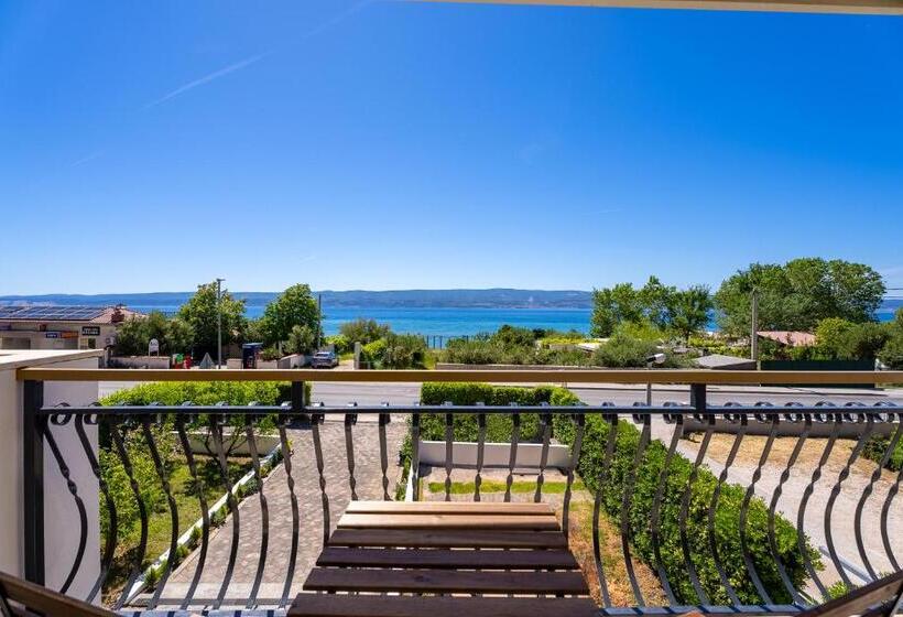 اتاق لوکس با چشم‌انداز دریا, Storge Boutique Bed & Breakfast