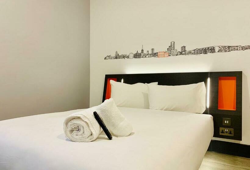 Номер Стандарт, Easyhotel London City Shoreditch