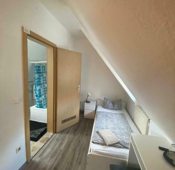 اتاق استاندارد, Hostel Nuremberg