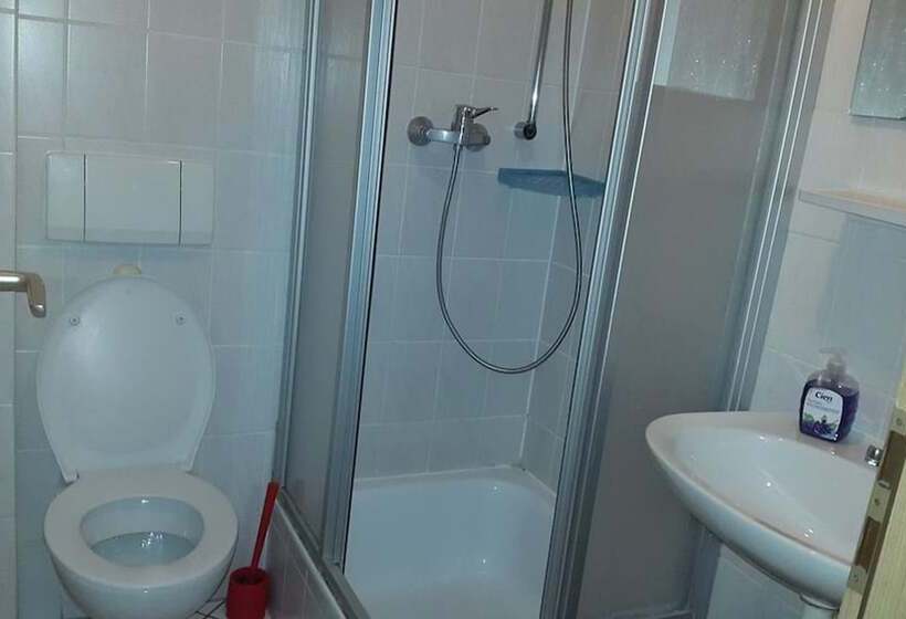 اتاق استاندارد یک نفره, Hostel Nuremberg
