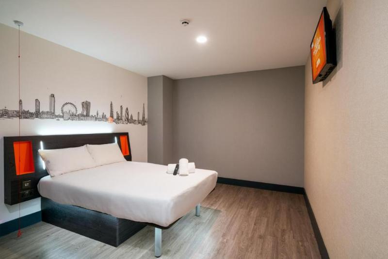 Номер Стандарт Адаптированный для Инвалидов, Easyhotel London City Shoreditch