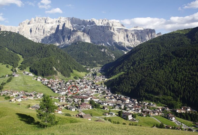 Классический номер с видом на горы, Garni Concordia   Dolomites Home