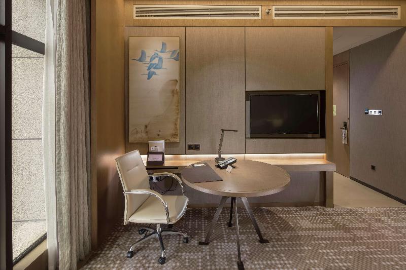 带大床的豪华间, Doubletree By Hilton Hotel Xiamen   Haicang