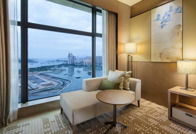 带观景和大床的豪华房间, Doubletree By Hilton Hotel Xiamen   Haicang