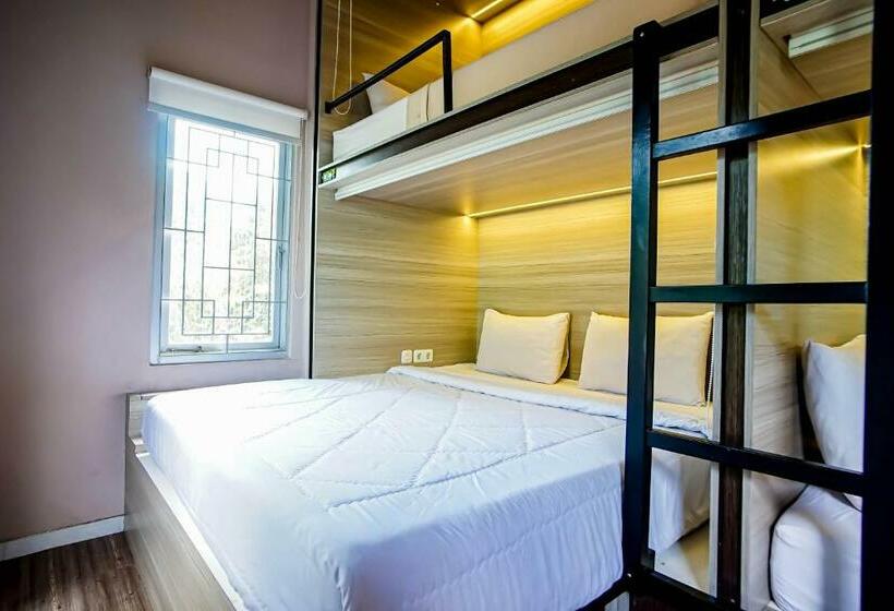 Кровать в Общей Комнате, Dd Living