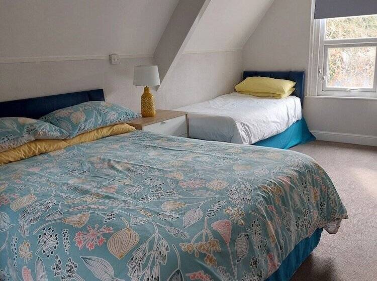Апартаменты 1 Спальня, Abbey View Holiday Flats