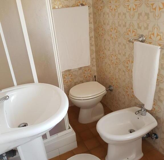 Четырехместный Номер Стандарт, B&b Dolce Casa