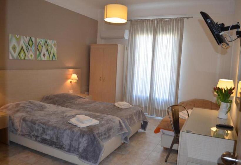 Номер Стандарт Трехместный, Archontissa Rooms