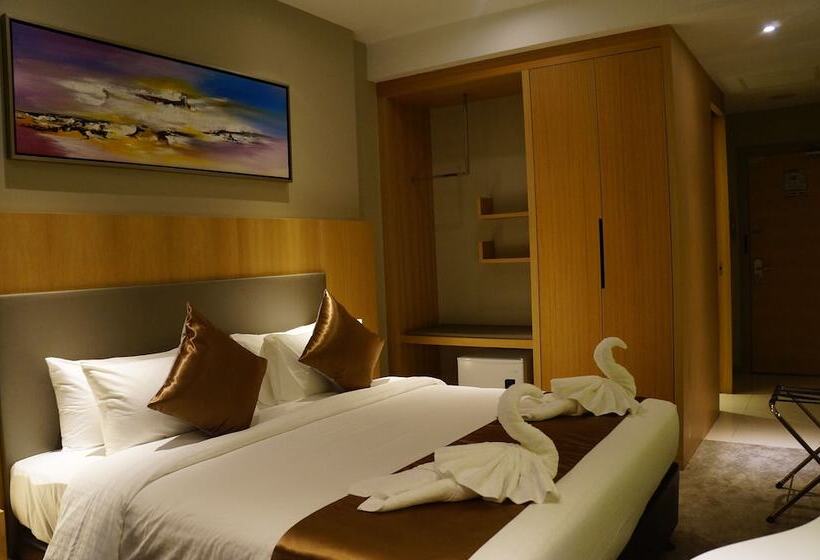 חדר דלוקס, Greens Hotel & Suites