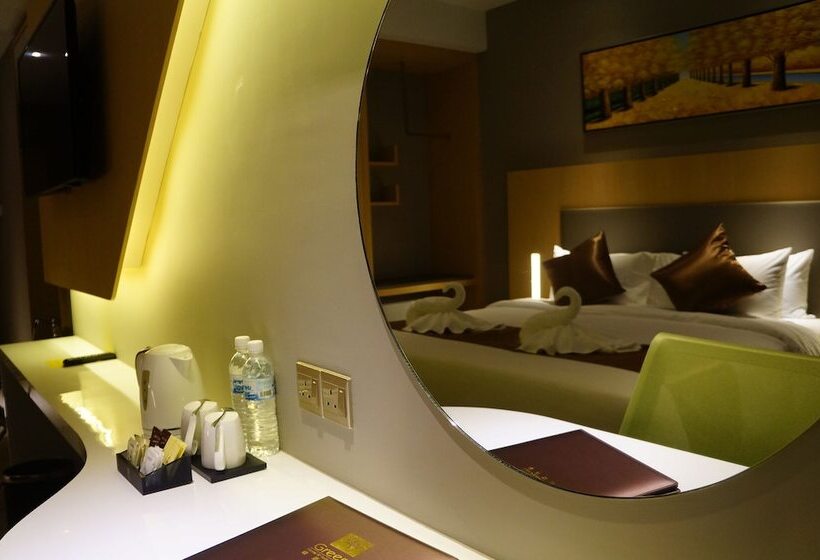 חדר דלוקס, Greens Hotel & Suites