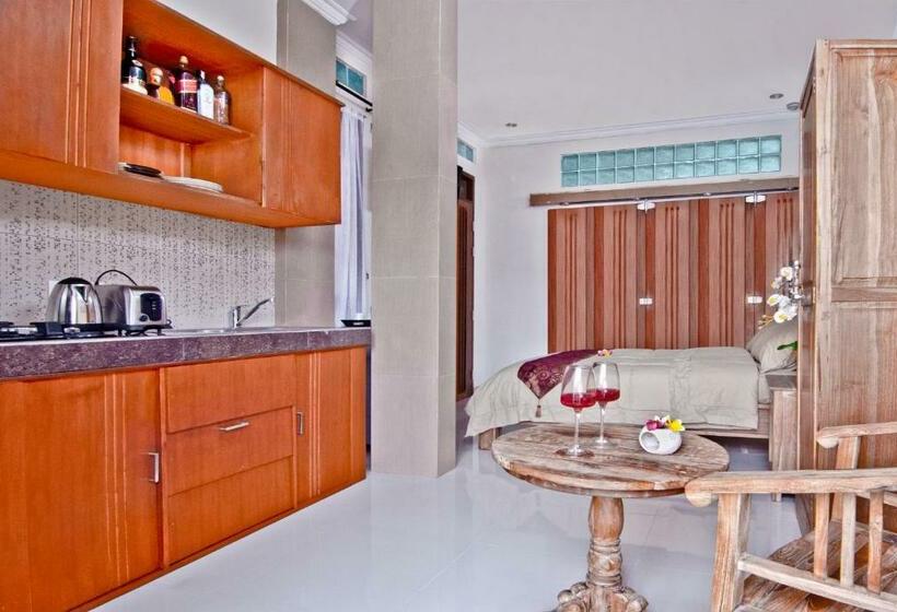 اتاق خانوادگی, Kuta Ecostay