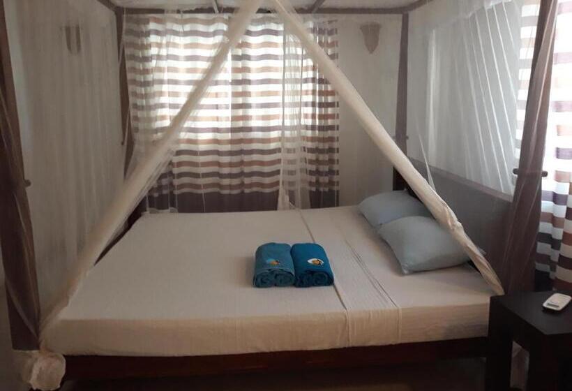 Апартаменты 1 Спальня с Балконом, Sea Breeze Guest House