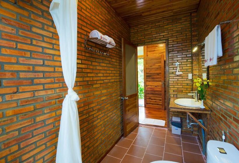 ویلای استاندارد با چشم‌انداز باغ, Phu Quoc Dragon Resort & Spa