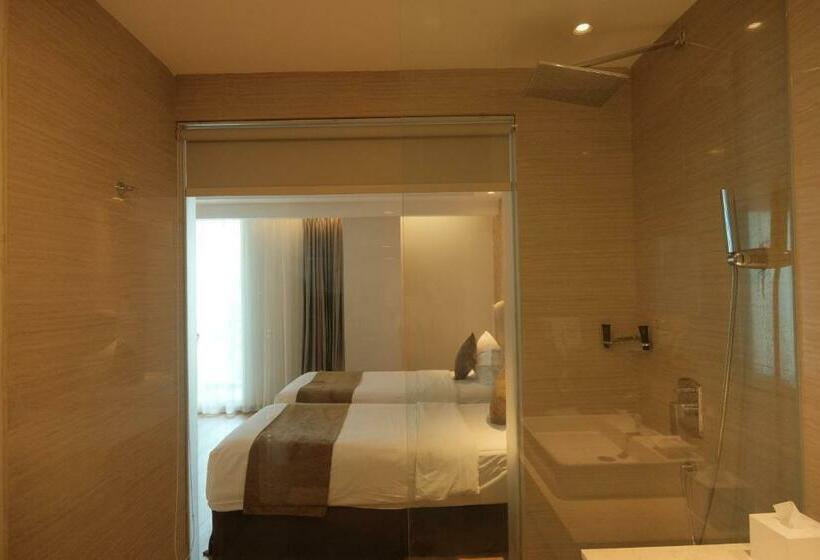 디럭스 룸, Platinum Adisucipto Hotel & Conference Center