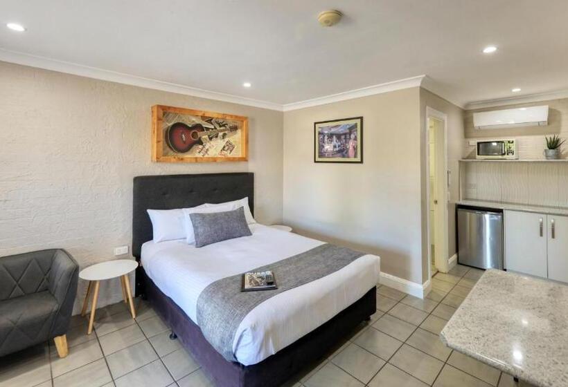اتاق استاندارد, Country Leisure Motor Inn