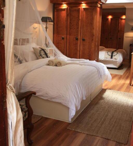 Quarto Familiar, Victoria Manor