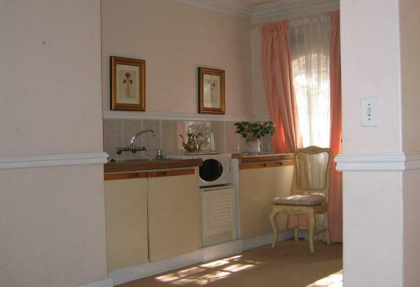 آپارتمان 1 خوابه همکف, Villa Victoria Executive Guest House