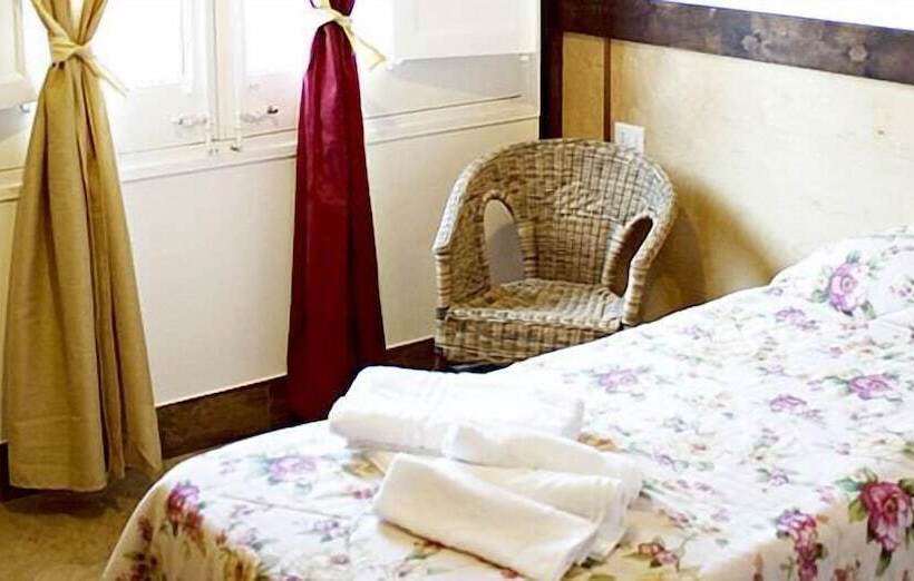 استودیوی استاندارد, Residence Casale Verderame