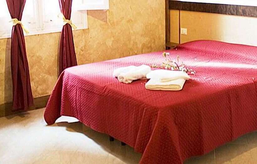 استودیوی استاندارد, Residence Casale Verderame