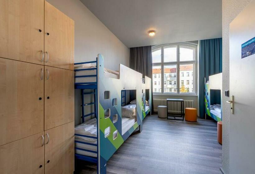 تختخواب در اتاق مشترک, a&o Berlin Friedrichshain