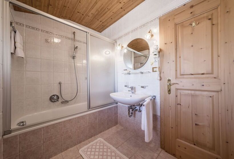 스탠다드 트리플 룸, Garni Hotel Residence Diamant
