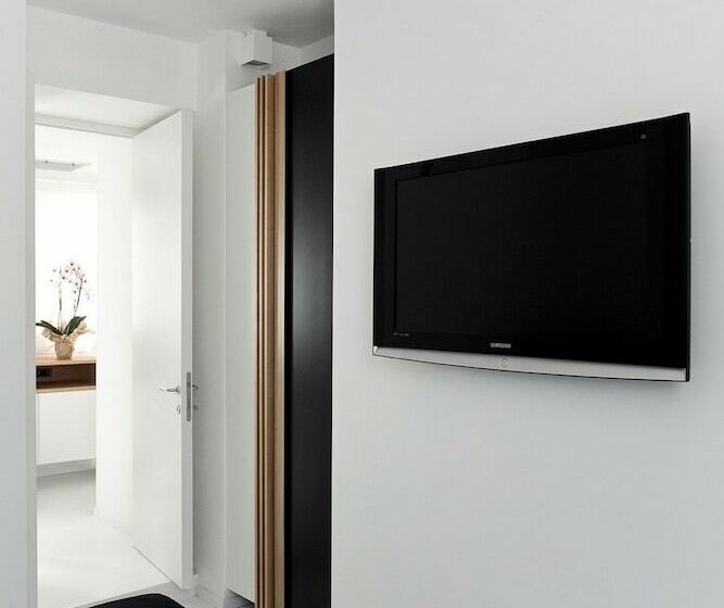 סוויטה דלוקס, Sora Luxury Inn