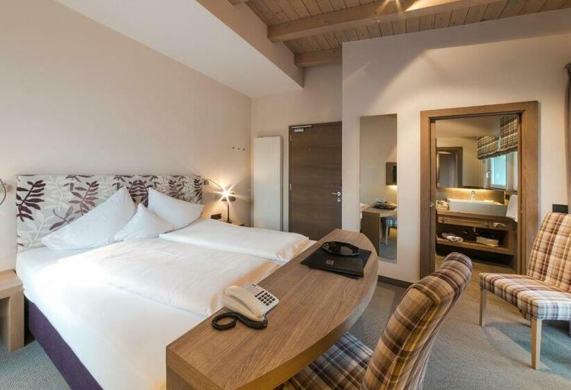 اتاق استاندارد با بالکن, Boutiquehotel Minigolf