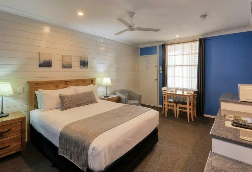 스탠다드 룸, Colonial Motel & Apartments