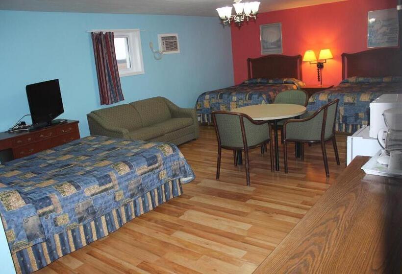 家庭间, Colonial Motel