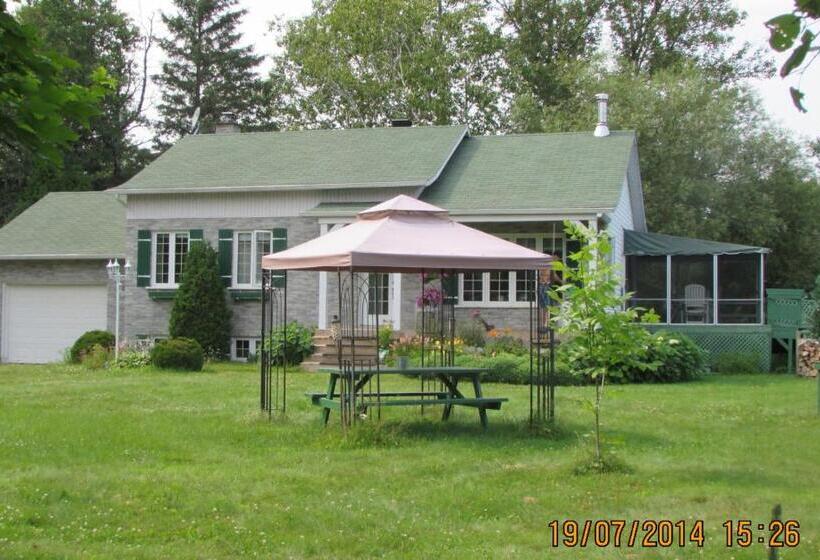Номер Стандарт, Gîte Parc Mauricie B&b