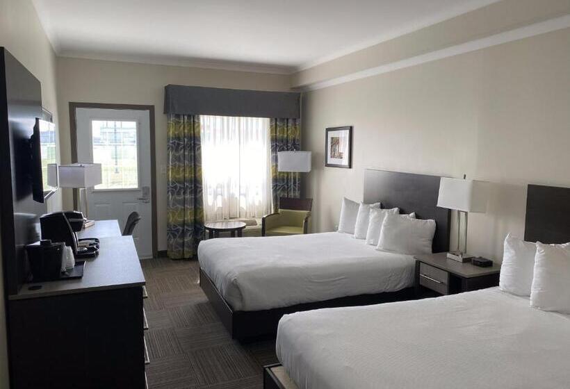 스탠다드 룸, Crossroads Inn & Suites