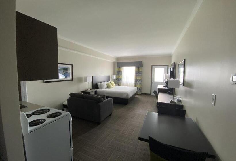 주니어 스위트, Crossroads Inn & Suites