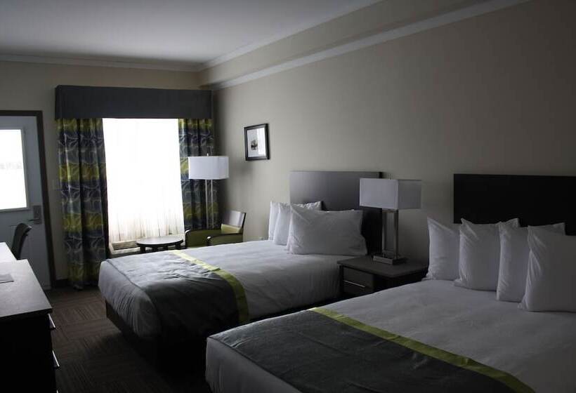 חדר סטנדרט שתי מיטות זוגיות, Crossroads Inn & Suites