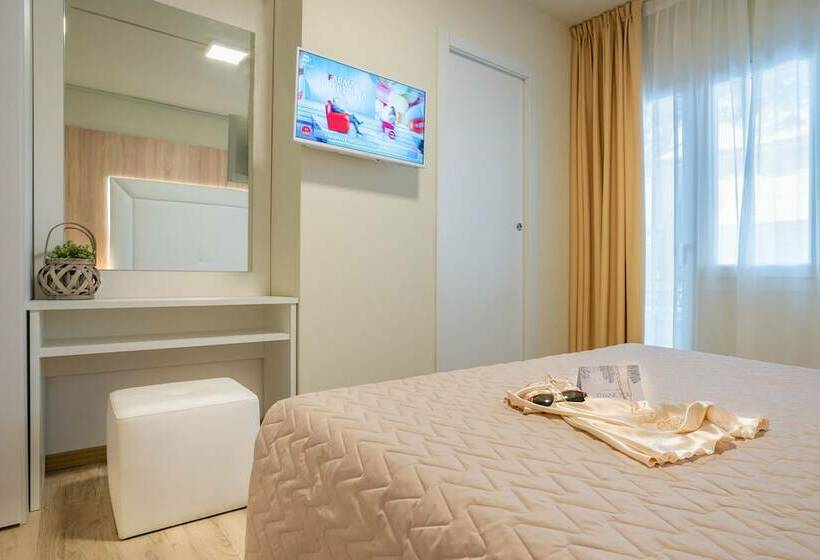 Chambre Classique, Suez