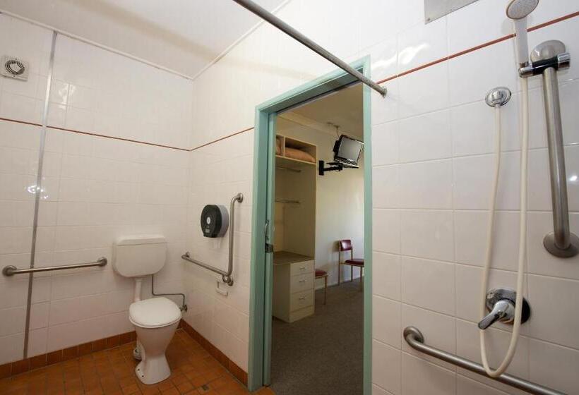 Quarto Estandar para Deficientes Físicos, Lamington Hotel Motel   Detached Motel