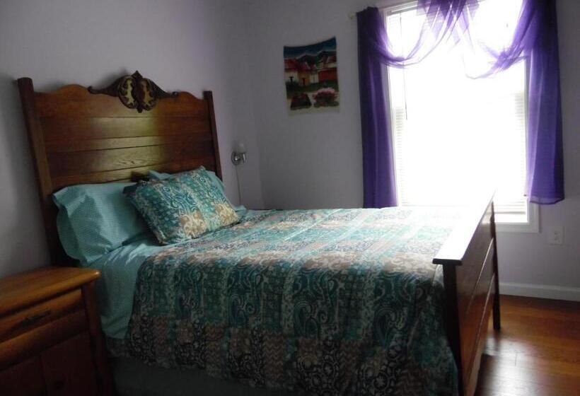 Quarto Deluxe, Cantuta Inn