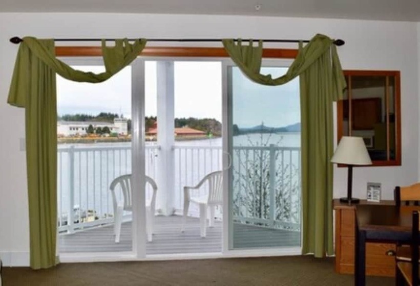 Студия Стандарт, Longliner Lodge And Suites