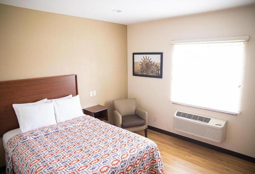 스탠다드 스튜디오, White House Suites