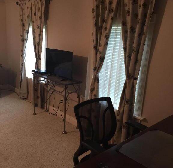 스탠다드 룸 킹사이즈 침대, Huffman House Bed & Breakfast
