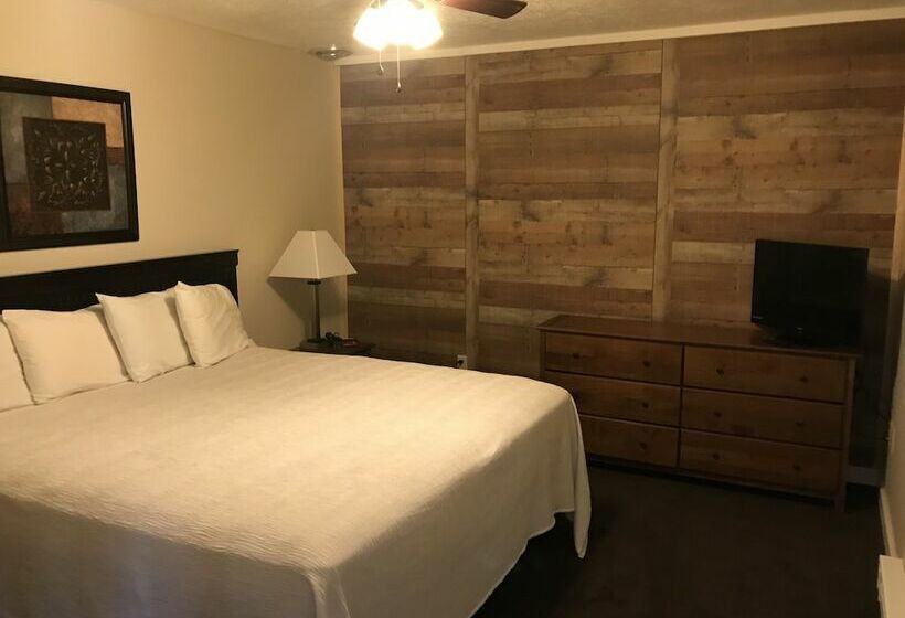 스위트, Carriage House Country Club